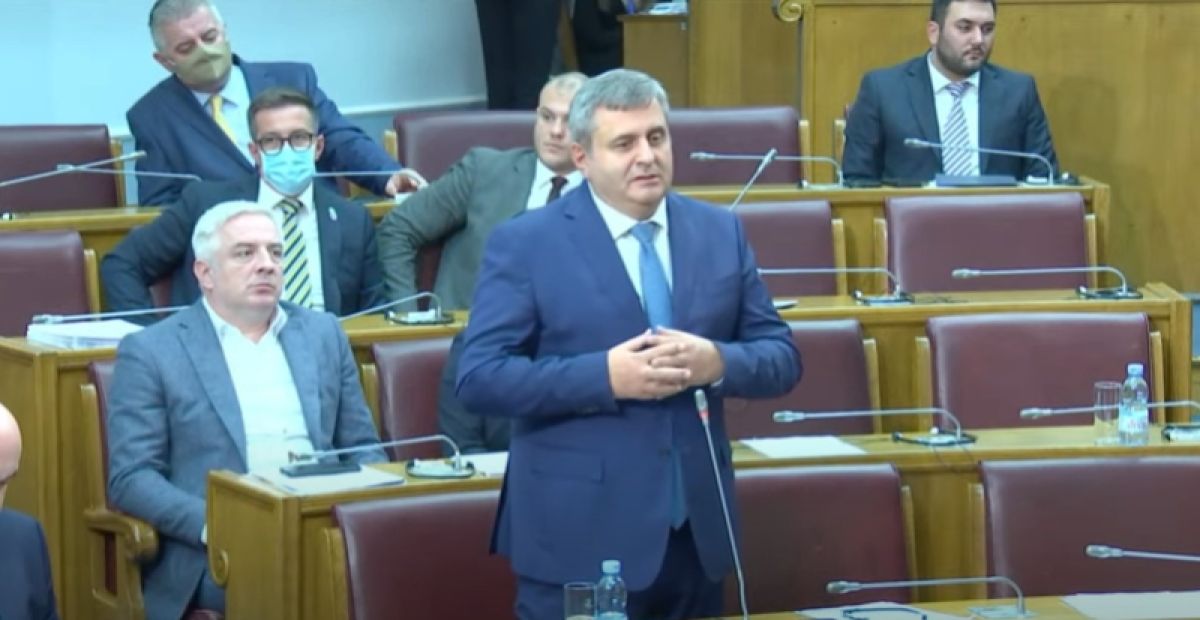 Radunović Živkoviću: DPS je napravio partijske klubove i reprezentacije