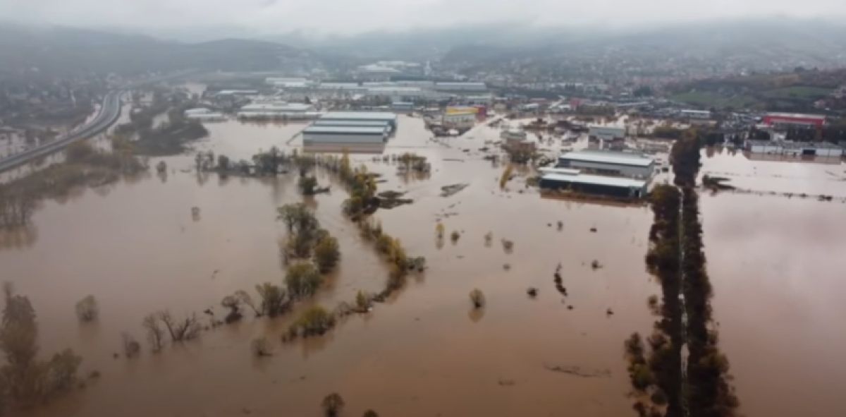 Pogledajte zastrašujuće snimke poplava u Sarajevu