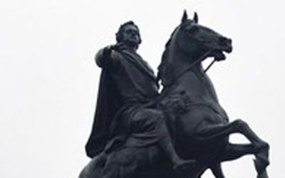U Londonu oštećena statua ruskog cara Petra Velikog