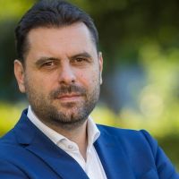 Vujović: Ustavni sud i DIK su običan partijski bič i ništa više – pravno zastiđe