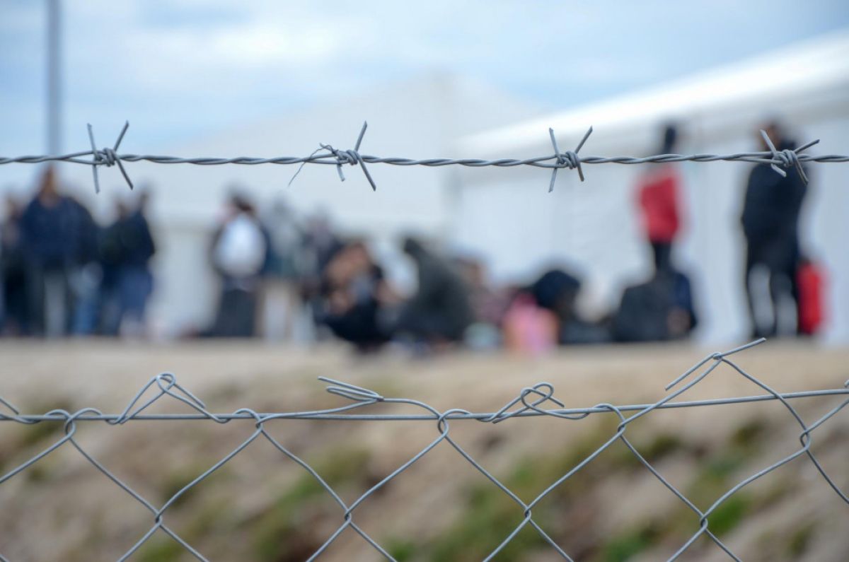 Mađarska podiže ograde na granici sa Srbijom