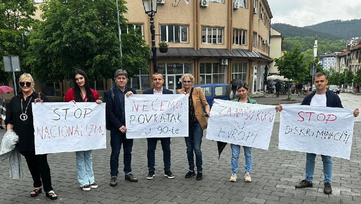 SDP protestovao u Pljevljima: Nećemo povratak u devedesete