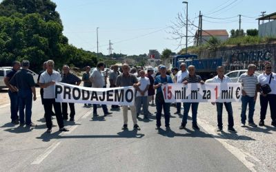 Radnici Solane blokirali put Ulcinj – Bar
