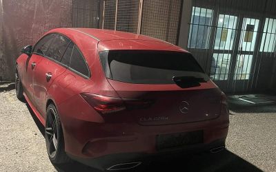 Oduzeta dva automobila, uhapšeno 25 vozača