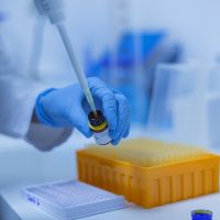 Korona virus ponovo evoluirao, ali nema razarajući uticaj