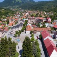 Opština Kolašin obezbijedila sredstva za kupovinu pribora za đake prvake