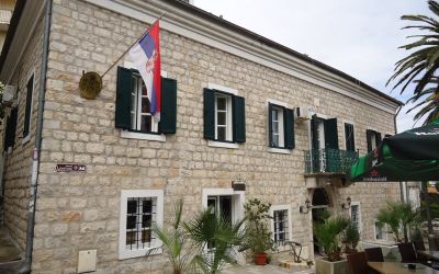 Državljani Srbije sa prebivalištem u Herceg Novom, Budvi, Tivtu i Kotoru imaju pravo da glasaju u Generalnom konzulatu