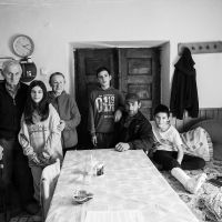 Dom porodice u selu Konjuhe izgorio do temelja: „Sve nam je izgorjelo, braća su trčala kroz plamen da izvuku telad“