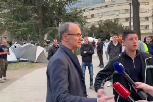Macut: Zabrana srpskih zastava na Kosovu tokom proslave Vidovdana nastavak zastrašivanja i pritisaka