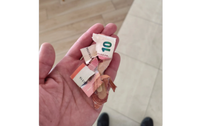 Konobara iz Crne Gore naljutio prizor na poslu: „Neko je pocijepao 10 eura“