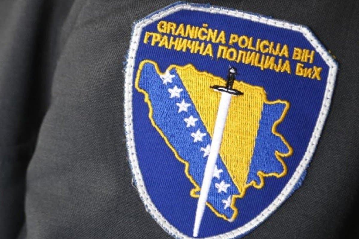 Granični policajci osuđeni zbog 20 eura mita od putnika iz Crne Gore
