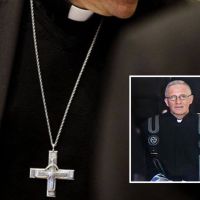 Ugledni riječki sveštenik šokirao priznanjem da je zlostavljao 13 dječaka