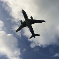 Drama na nebu iznad Njujorka: Avion poletio, pa se srušio, ima mrtvih