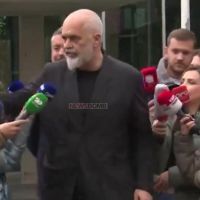 VIDEO – Incident Edi Rame, odgurnuo novinarku jer mu se nije svidjelo pitanje