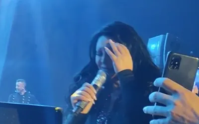 VIDEO – Dragana Mirković jecala i plakala na nastupu