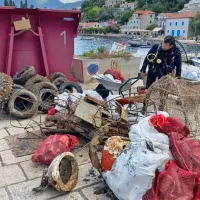 Herceg Novi: Sa dna mora izvučene 44 tone otpada