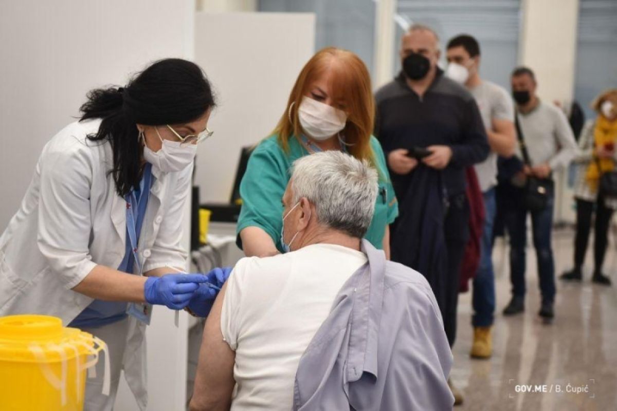 Za dopunski rad na imunizaciji zdravstvenim radnicima više od 63.000 eura