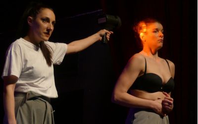 “U pravo vrijeme”: Umjetnički direktor Nikšićkog pozorišta zabranio predstavu o nasilju nad ženama, tema mu izlizana