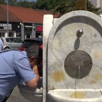 ANKETA ADRIA TV: Tropski dani u Crnoj Gori, ne pomažu ni klima uređaji