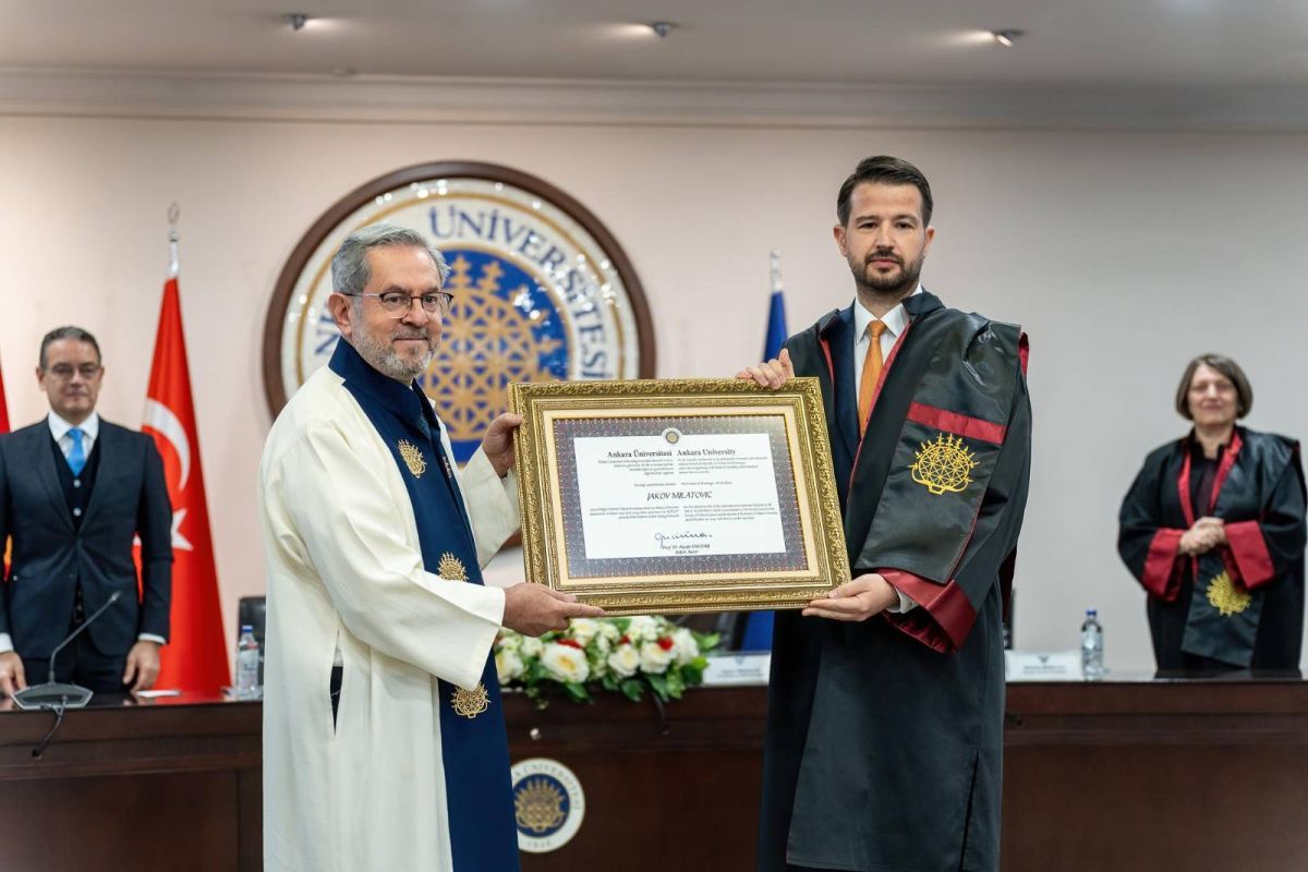 FOTO – Milatoviću dodijeljen počasni doktorat Univerziteta u Ankari