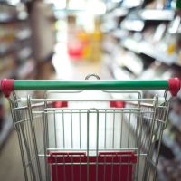 Supermarketi u Francuskoj žele da proizvođači hrane spuste cijene