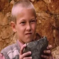 VIDEO – Mali Milan iz „Lepa sela lepo gore“ ima glavnu ulogu u novom trileru na Netflixu