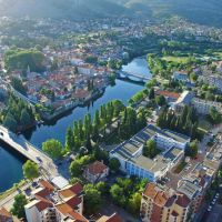 Crnogorci vikendom u kupovinu odlaze u Trebinje