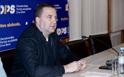 Eraković: Pokušaj ubistva u Podgorici usred bijela dana potvrda da se građani ne mogu osjećati sigurno
