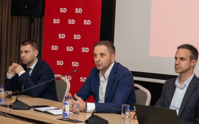 Šehović i Mugoša: Svjedočimo afirmaciji retrogradnih pojava, potrebna ozbiljnost i pristojnost
