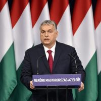 Orban priznao: Pritjerali su me uz zid