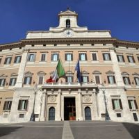 Italija: U ličnim kartama sada roditelj, umjesto otac i majka