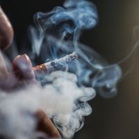 Troje zaposlenih u Ministarstvu poljoprivrede uhvaćeni sa cigaretama, kažnjeni po 30 eura