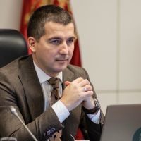 Bečić: Nema nesuglasica, Vlada će trajati pun mandat