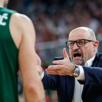 VIDEO – Crnogorski trener htio da bije sudiju
