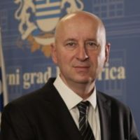 Spalević: Raspisan tender za nabavku mašine za reciklažu guma vrijednosti 800 hiljada eura