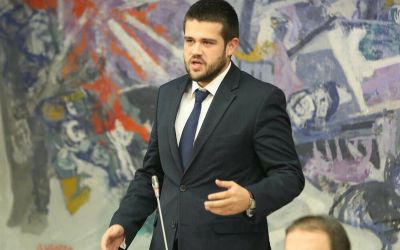 Nikolić: Dezorijentisana saopštenja PES-a kao da piše Abazović
