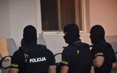 Policija pretresa stanove organizovanih kriminalnih grupa u više gradova