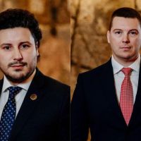 Razilaze se Abazović i Adžić?