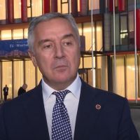 Đukanović ispravio Spajića: Nije 2022. umro osnivač UAE, nego njegov sin