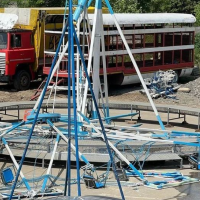 Drama u Kuršumliji: Otkačio se ringišpil, ima povrijeđenih