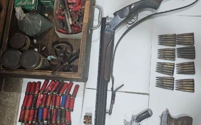 Policija pretresla kuću Ulcinjanina, pronašla “arsenal” oružja