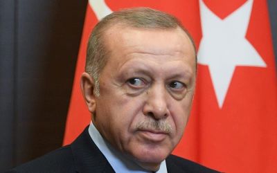 VIDEO – Erdogan zaigrao košarku sa poslanicima