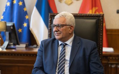 Mandić čestitao Macutu: Crnu Goru i Srbiju vežu duboke i bratske veze