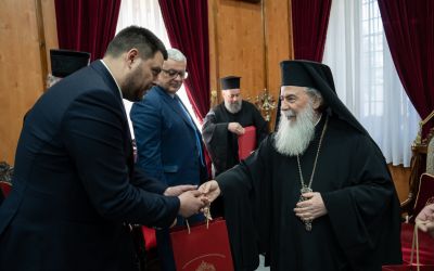 Kovačević u Jerusalimu sa patrijarhom Teofilom III