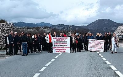 Bivši radnici Košute danas blokiraju put Cetinje – Podgorica na četiri sata