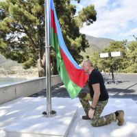 Alijev podigao zastavu Azerbejdžana u Nagorno-Karabahu