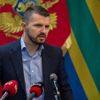 Borančić: Ko želi vjeronauku ima vjerske škole
