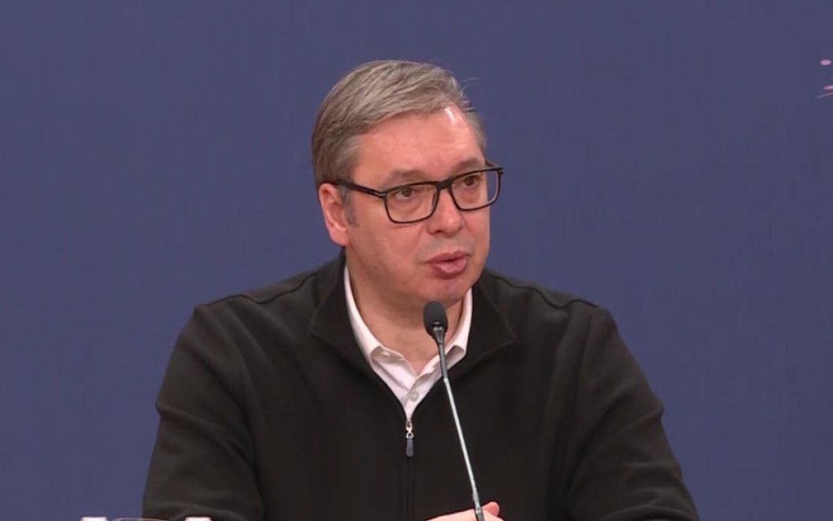 Vučić o zvučnom topu: Kupovali smo razne stvari, ali to nikada nije upotrebljavano u Srbiji