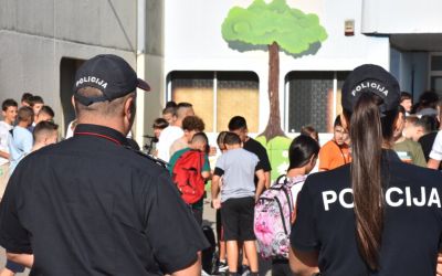 Crnogorska policija će doprinijeti bezbjednosti djece u školama