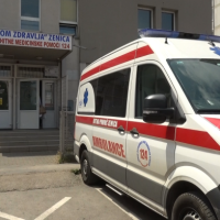 Drama u Zenici: Sin došao na pregled, a zatim sa ocem napao doktore i tehničare Hitne pomoći